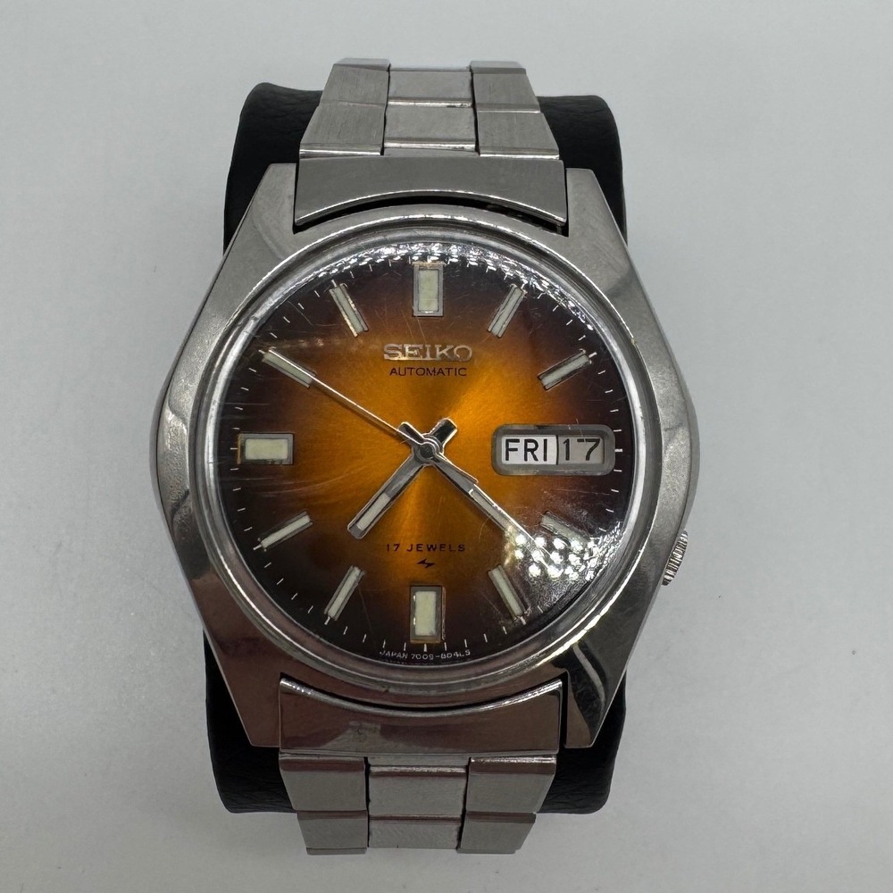 Seiko Automatic 17 Jewels Orange Sunburst Dial Watch 7009-8049 Vintage Mens